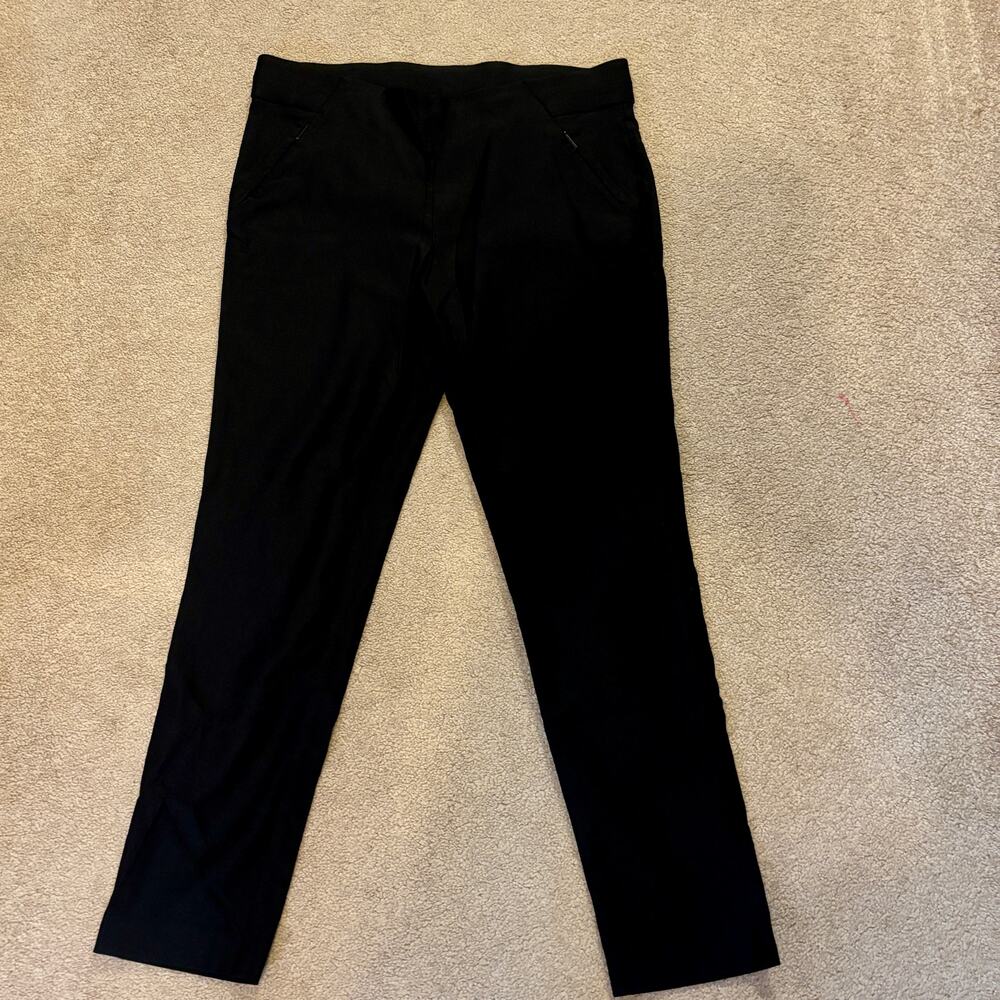 Ann Klein Black Flat Front Pants Slacks 10 Zipper Pockets Pull On